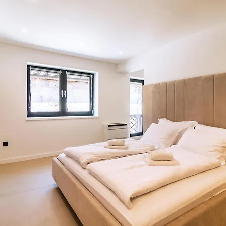 Luxury Terrazza Sette بيت ضيافة 3*