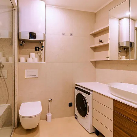 Luxury Terrazza Sette 3* ספליט