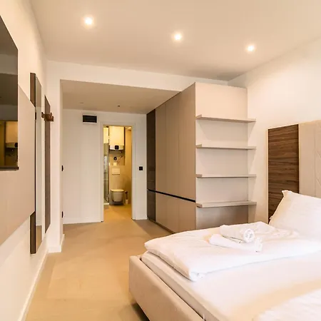 Luxury Terrazza Sette בית הארחה ספליט