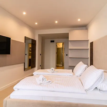 Luxury Terrazza Sette בית הארחה ספליט