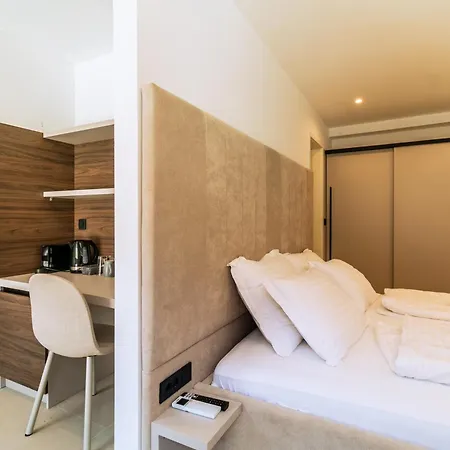 Luxury Terrazza Sette בית הארחה